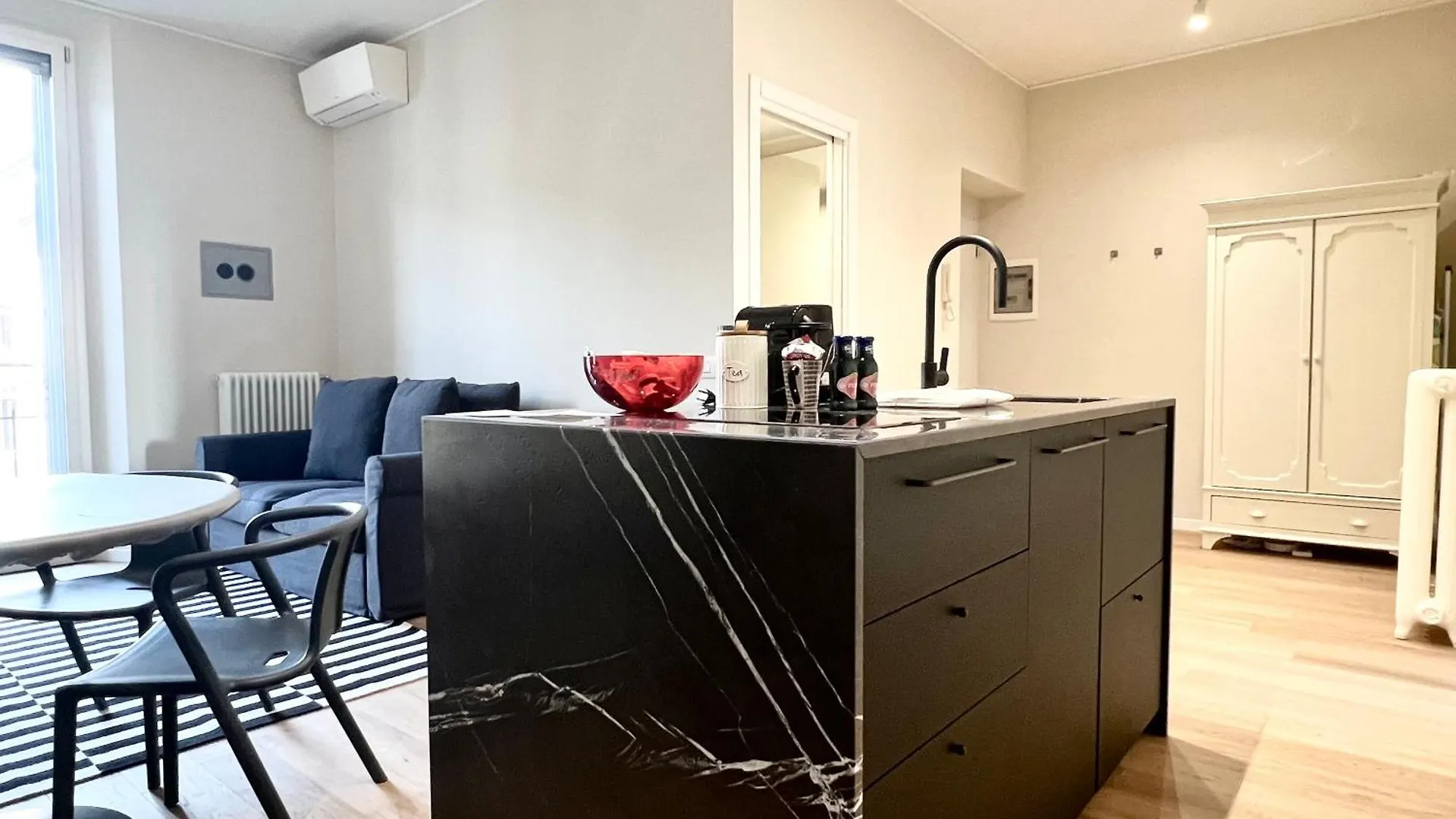 Comecasa Fashion Apartment In Via Mantova Milano Italia